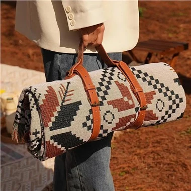 Picnic Blanket Tassels