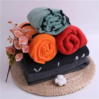 Polar fleece throw blanket