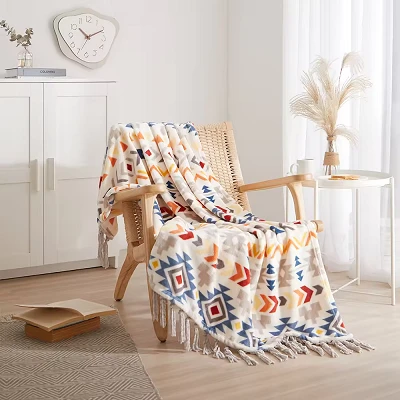Flannel Blanket With Tassel